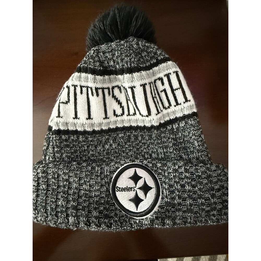 Pittsburgh Steelers New Era Fleece Lined Winter Hat w/ Removable Pom Black